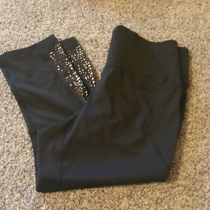 Capri athletic pants